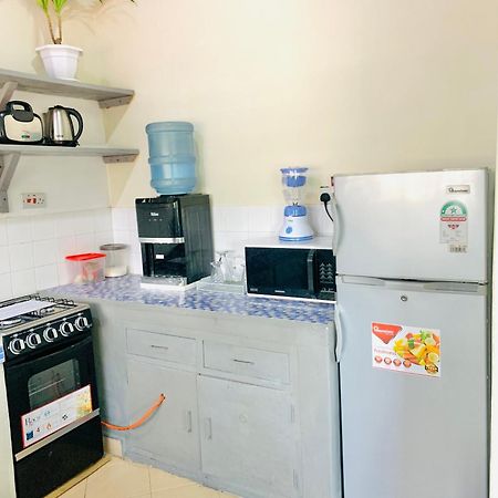 Jambo Diani 1-Bedroom Apartment Close To The Beach شاطئ دياني المظهر الخارجي الصورة