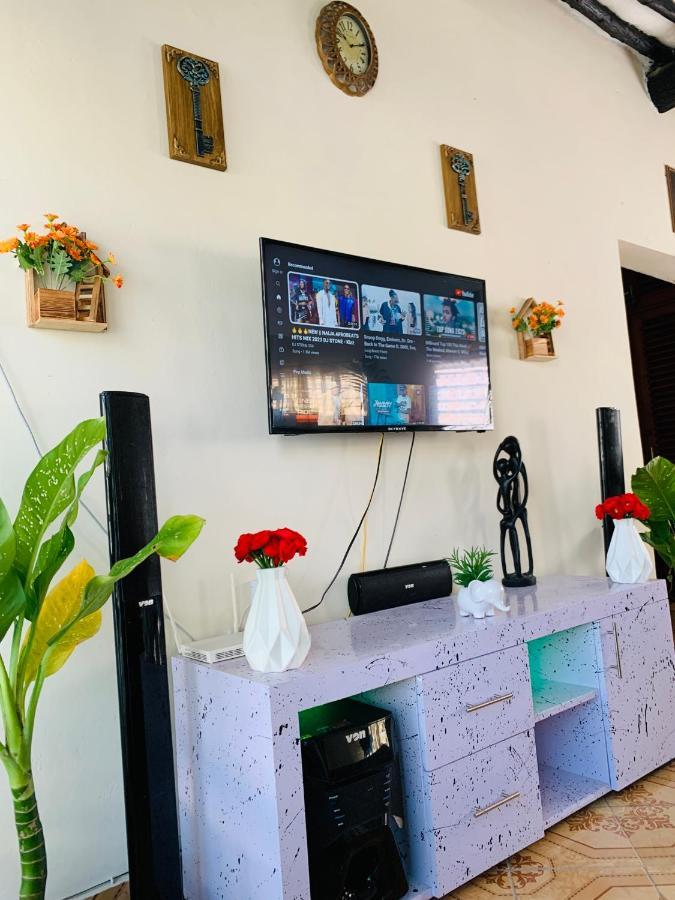 Jambo Diani 1-Bedroom Apartment Close To The Beach شاطئ دياني المظهر الخارجي الصورة