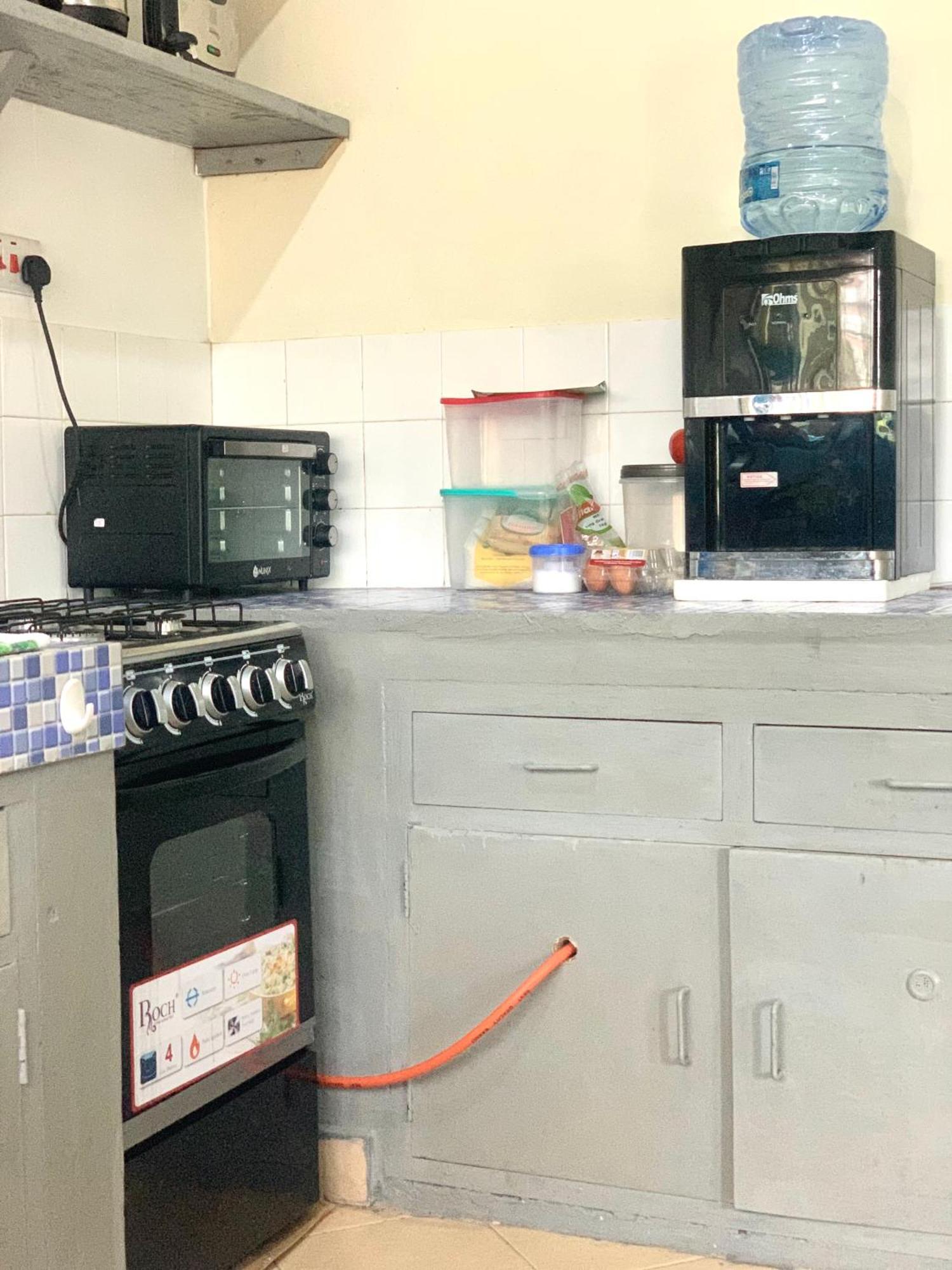 Jambo Diani 1-Bedroom Apartment Close To The Beach شاطئ دياني المظهر الخارجي الصورة